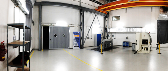 Universal test facility 12x12x5 m / 12 500 kg crane handling